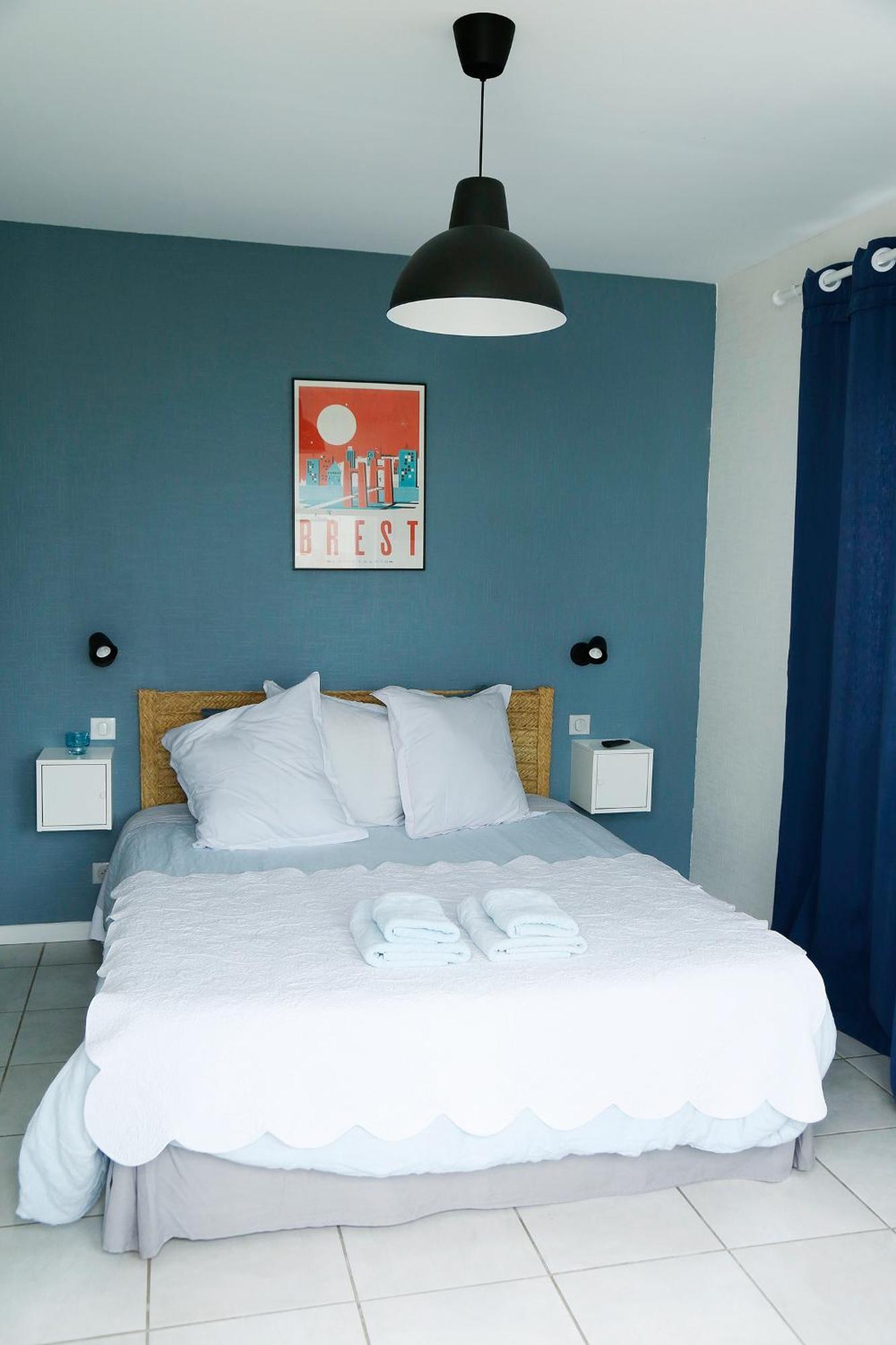 Ushant L'Atelier De Mezareun Bed & Breakfast エクステリア 写真
