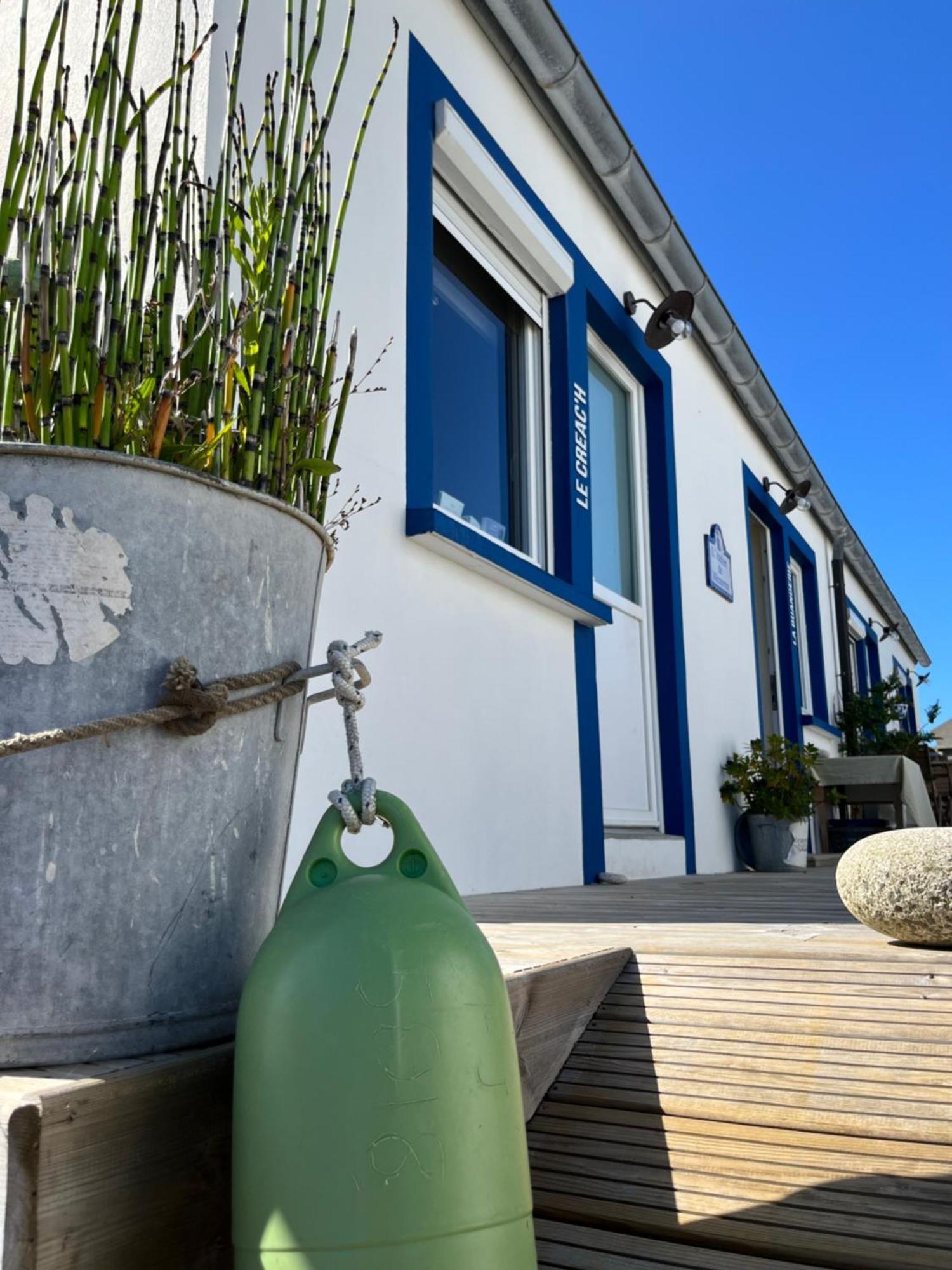 Ushant L'Atelier De Mezareun Bed & Breakfast エクステリア 写真